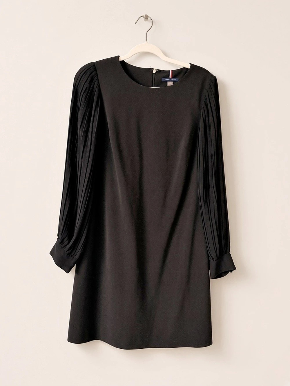 Tommy Hilfiger Black Pleated Sleeve Shift Dress Mini Dress Black Size 10